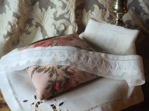 fine broderie ancienne