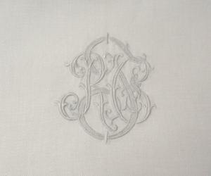 Superbe monogramme ancien JRC sur serviette , magnifique broderie