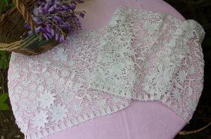  LONG ET BEAU BANDEAU ANCIEN FINE DENTELLE D IRLANDE