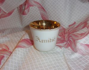  RAVISSANTE PETITE TASSE ANCIENNE "amitié "