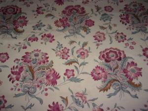  Tissu ancien , jolies fleurs d'indienne